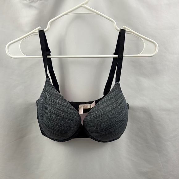 PINK Victoria’s Secret 34DD Bra Push Up Gray - Picture 1 of 10
